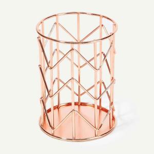 Iceland 6 Hot Cross Buns